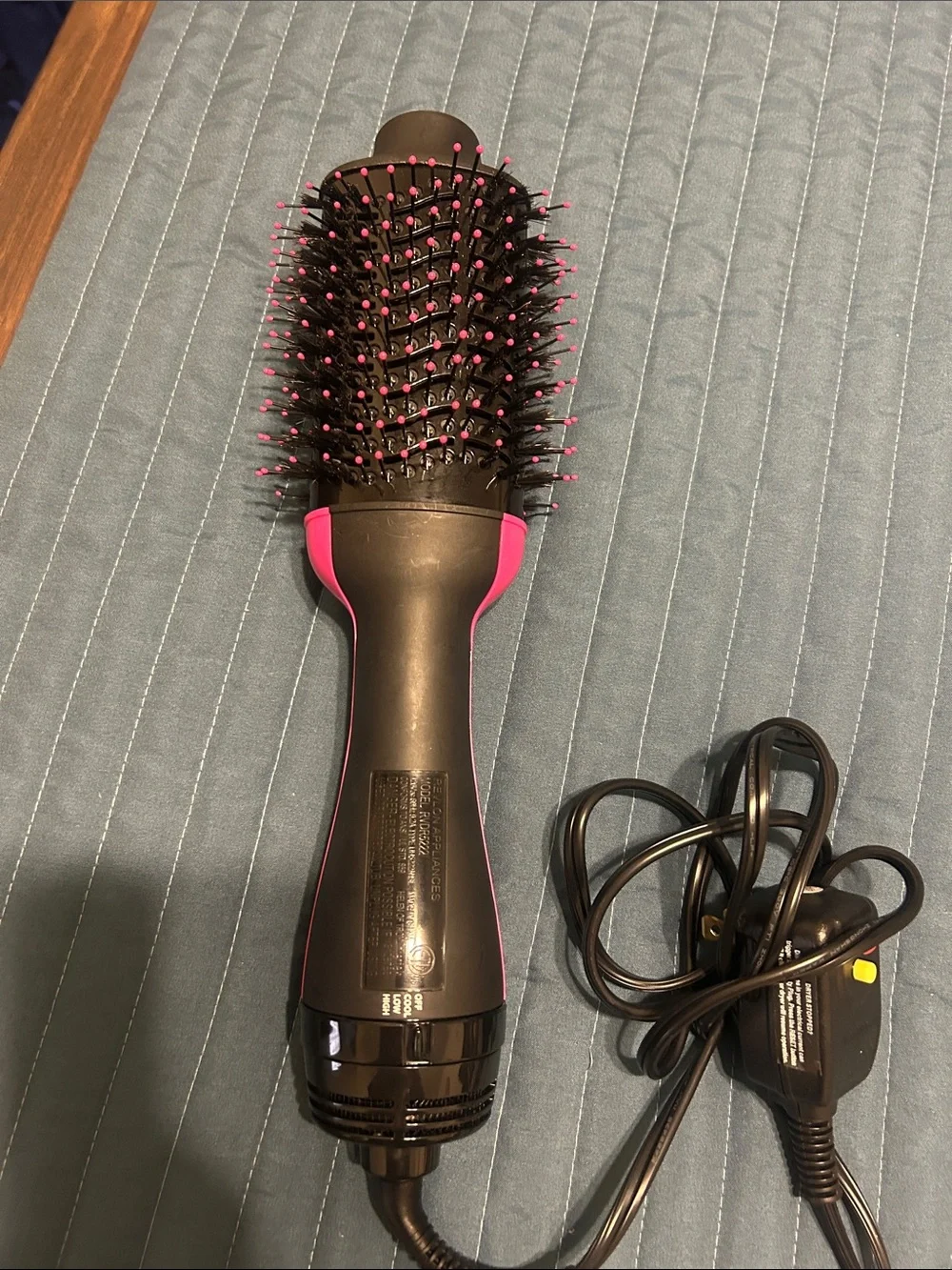 Revlon Black and Pink Volumizing Hot Air Brush